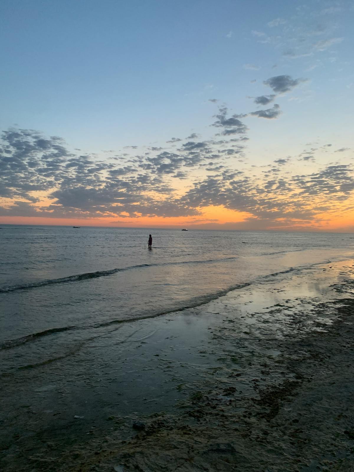 Złoty naszyjnik z cyrkonią - obrazek 2